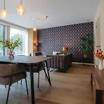 Luxury With 2 Patios By 奥斯滕德