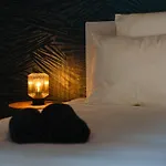 公寓 Luxury With 2 Patios By *