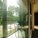 公寓 Luxury With 2 Patios By *