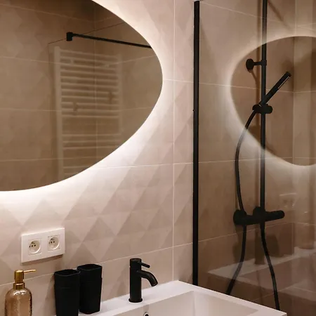 Luxury I Walk To Appartement