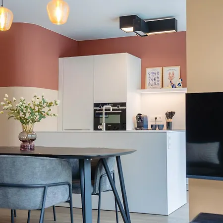 Luxury With 2 Patios By *