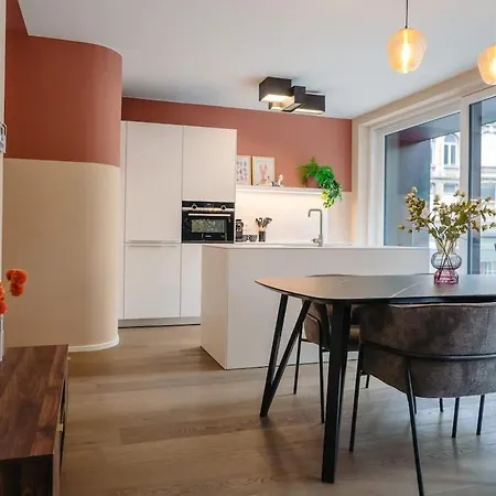 Luxury With 2 Patios By Ostende
