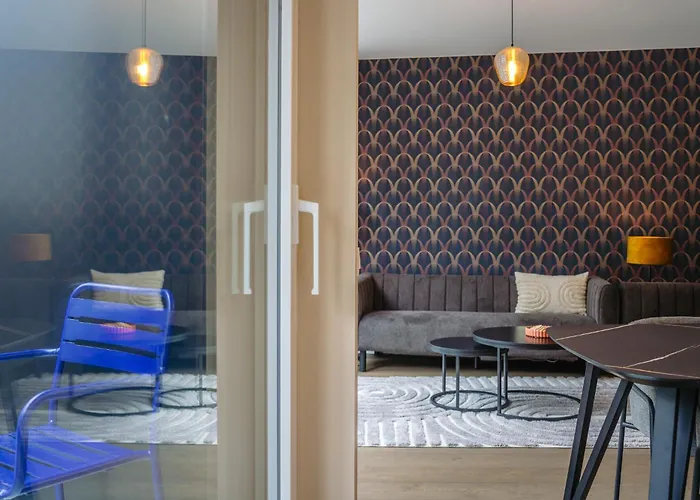 Luxury I Walk To * 奥斯滕德